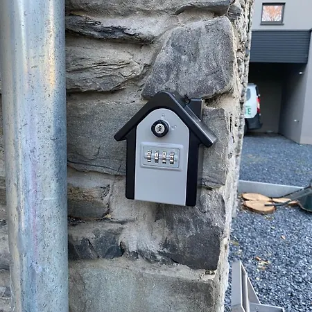 Au P'tit Loup Nyaraló Bastogne