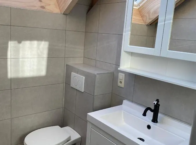 Au P'tit Loup * Μπαστόν